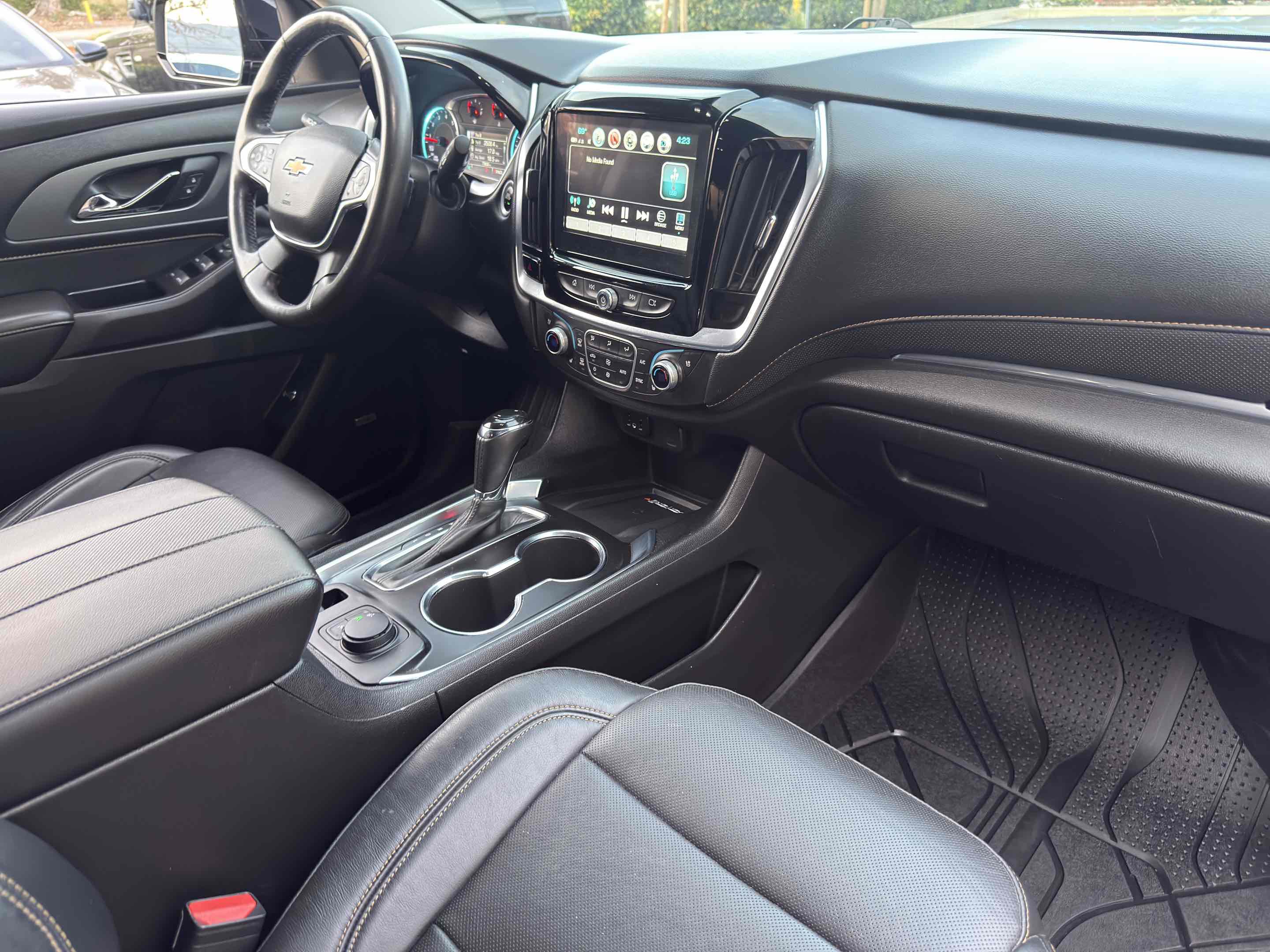 Used 2018 Chevrolet Traverse Premier w/ LPO, Black Accent Package image 50