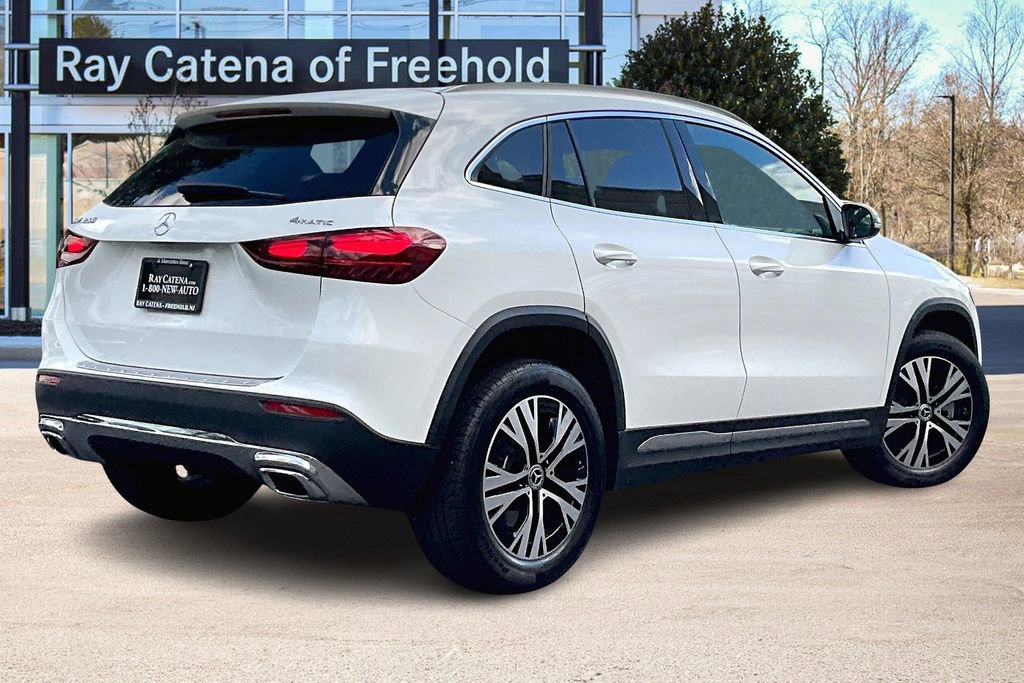 Certified 2025 Mercedes-Benz GLA 250 4MATIC image 2