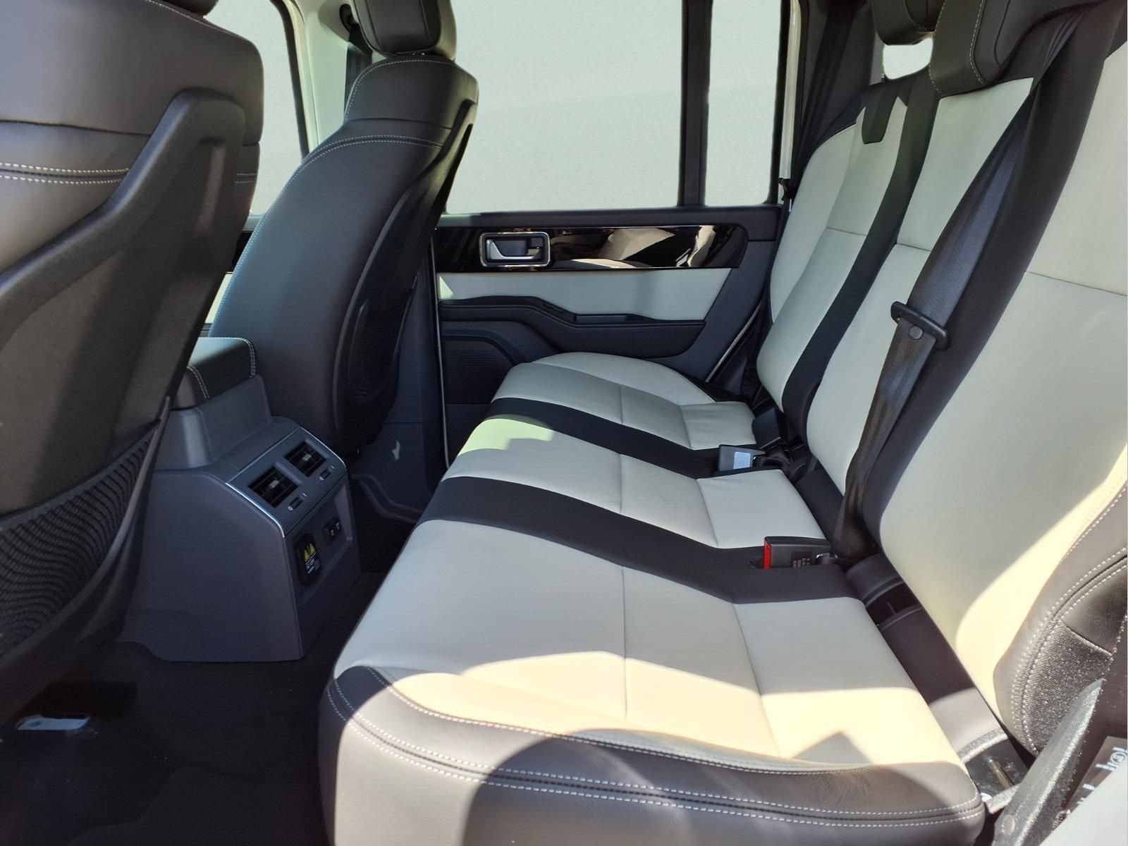 New 2026 INEOS Grenadier Station Wagon AWD/4WD image 9