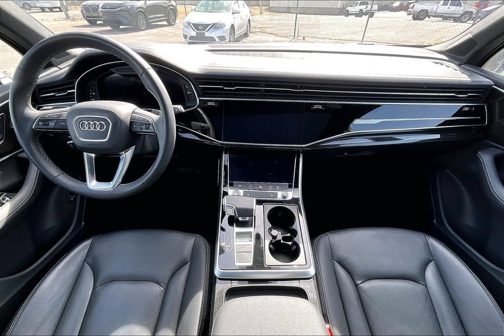 Used 2025 Audi Q7 3.0T Premium Plus AWD/4WD image 18