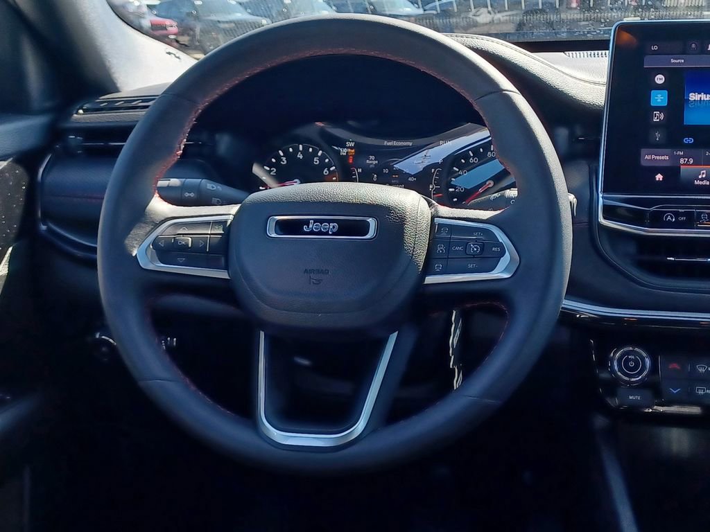 Used 2024 Jeep Compass Trailhawk AWD/4WD image 28