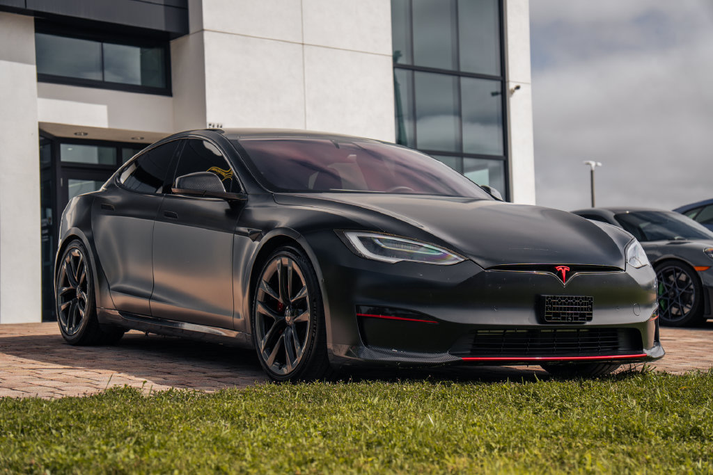 Used 2021 Tesla Model S Plaid AWD/4WD image 7