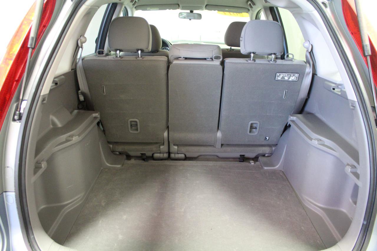Used 2011 Honda CR-V SE image 24