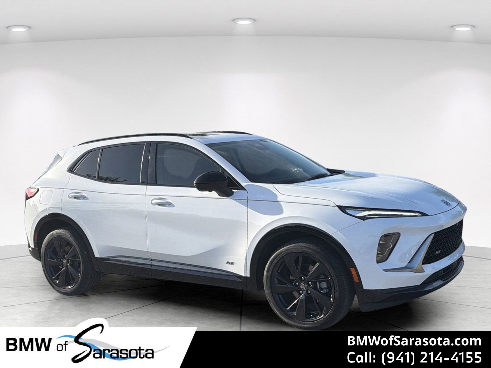 Used 2025 Buick Envision Sport Touring AWD/4WD image 1