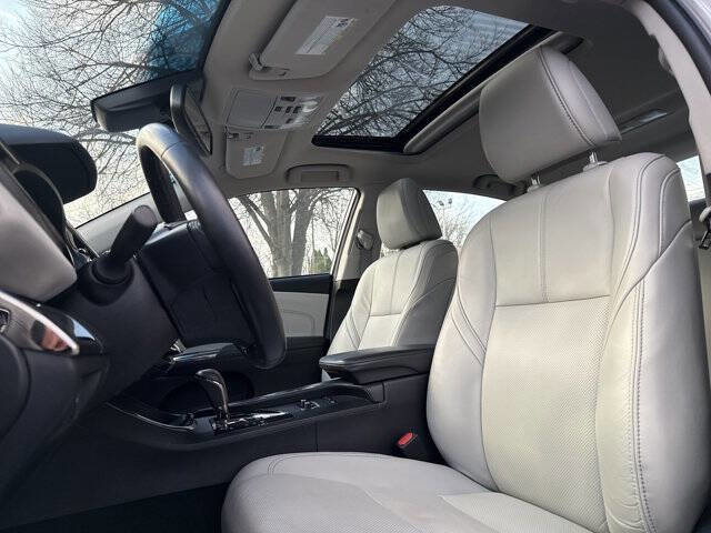 Used 2018 Toyota Avalon Limited w/ Protection Package image 15