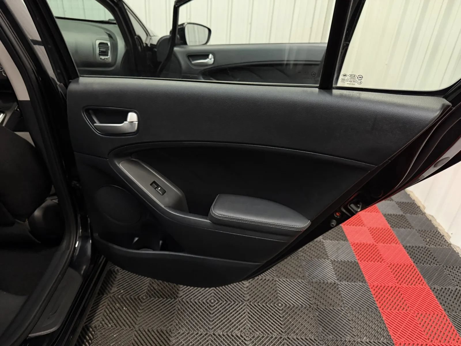 Used 2017 Kia Forte LX w/ LX Popular Plus Package FWD image 37