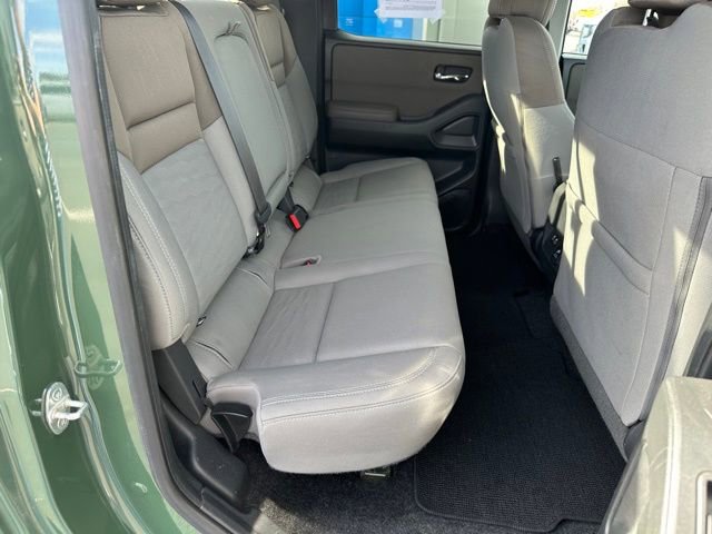 Used 2022 Nissan Frontier SV image 12