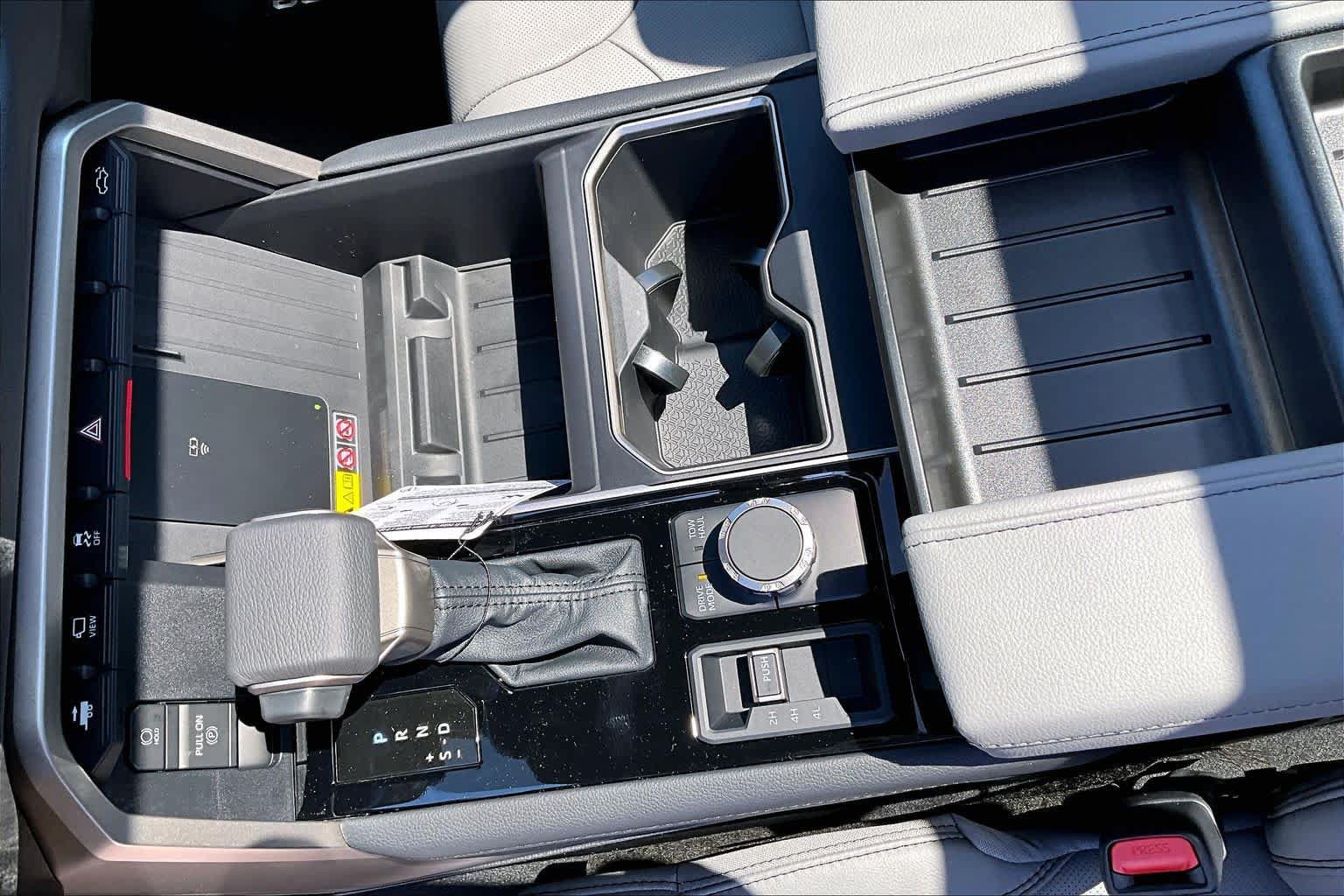 New 2026 Toyota Tundra Limited AWD/4WD image 7