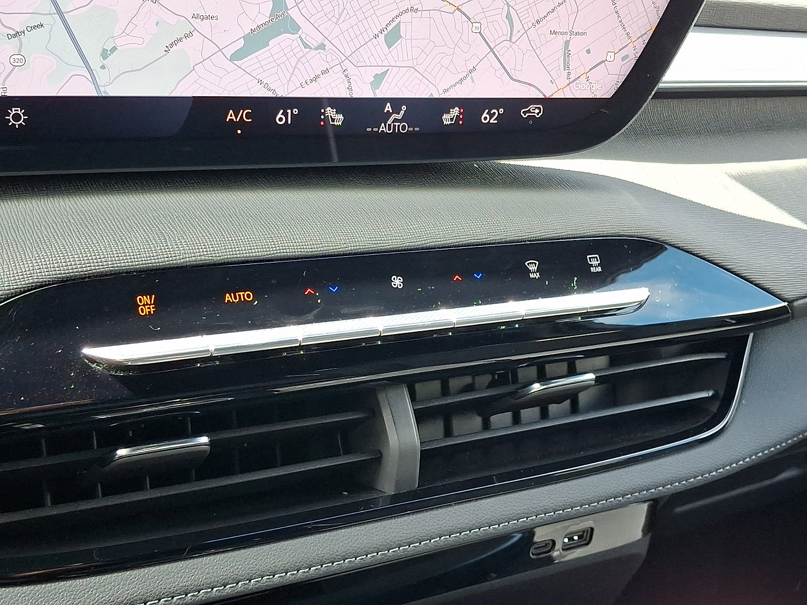 Certified 2026 Buick Enclave Preferred AWD/4WD image 18