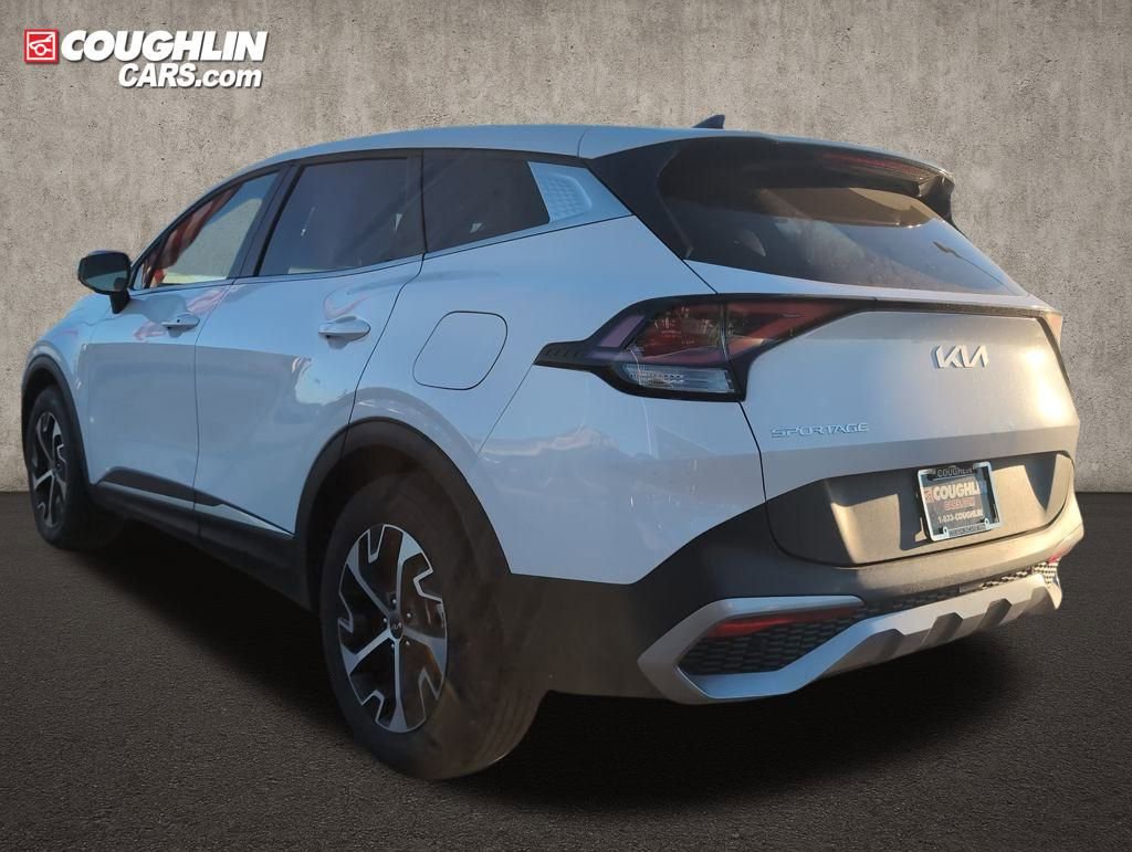Used 2023 Kia Sportage EX image 5