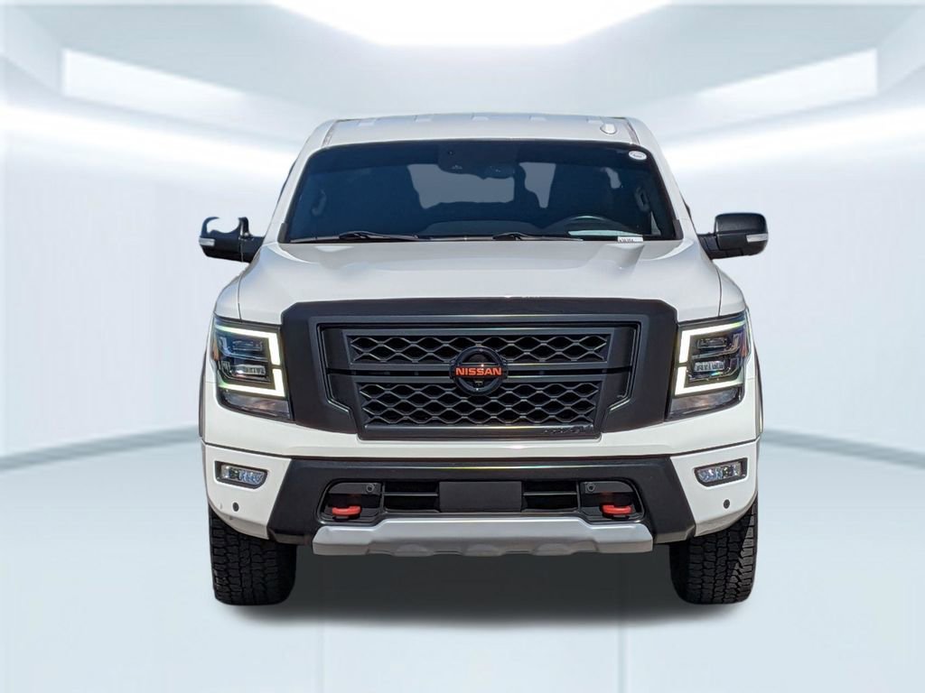 Used 2021 Nissan Titan PRO-4X w/ Pro-4x Convenience Package image 10