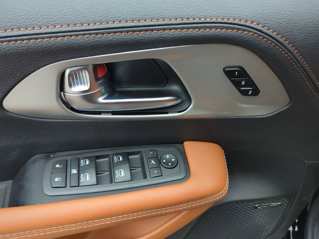 New 2026 Chrysler Pacifica Pinnacle w/ Trailer Tow Group image 35