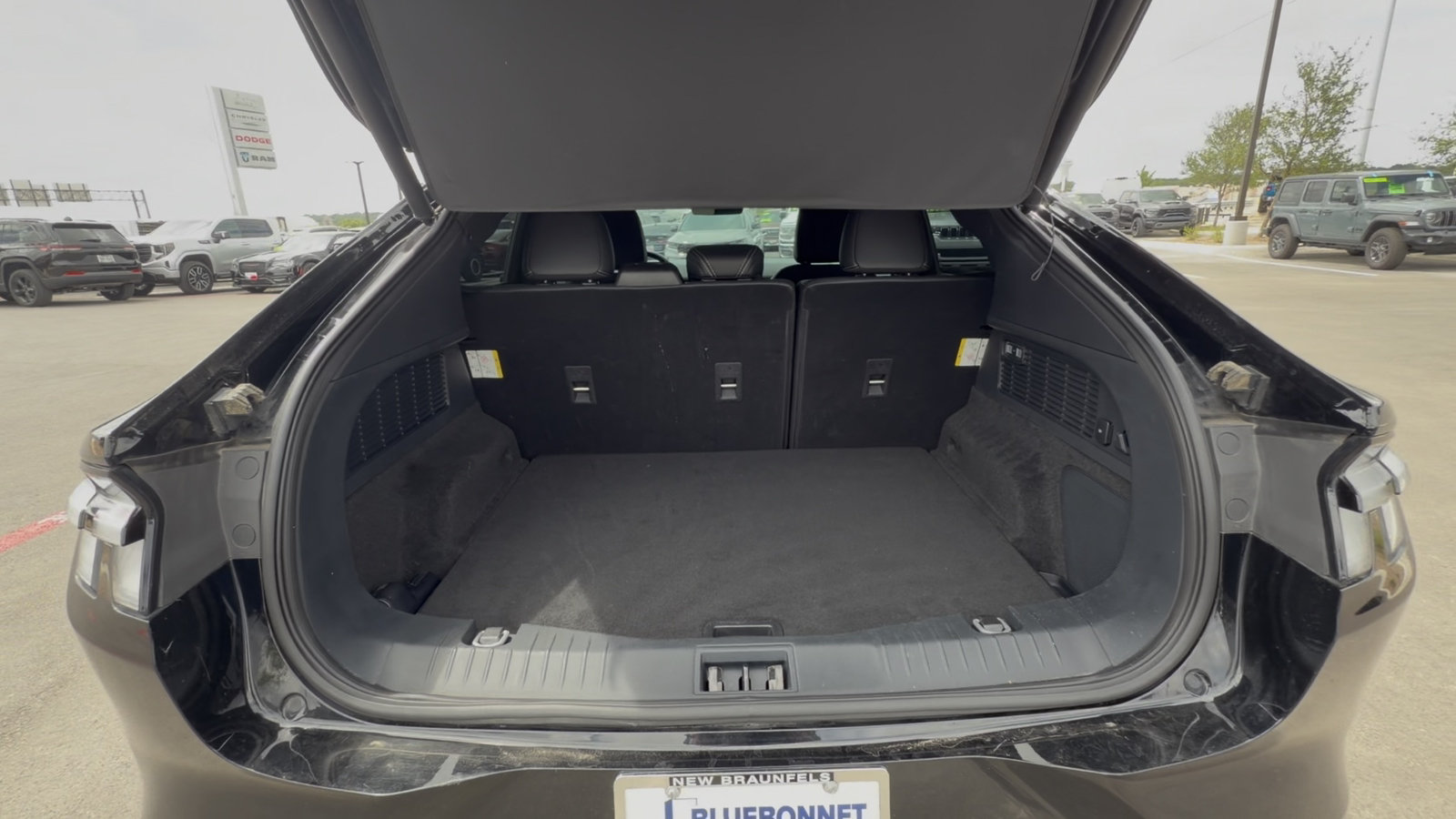 Used 2024 Ford Mustang Mach-E Premium RWD image 29