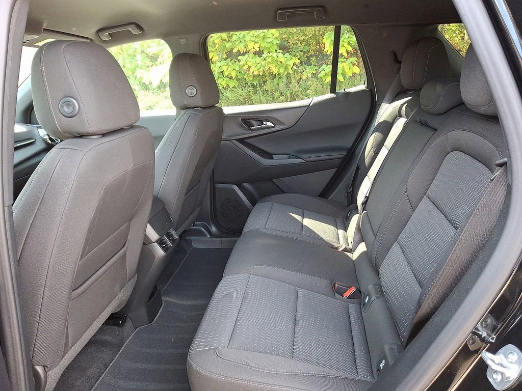 Used 2026 Chevrolet Equinox LT image 16