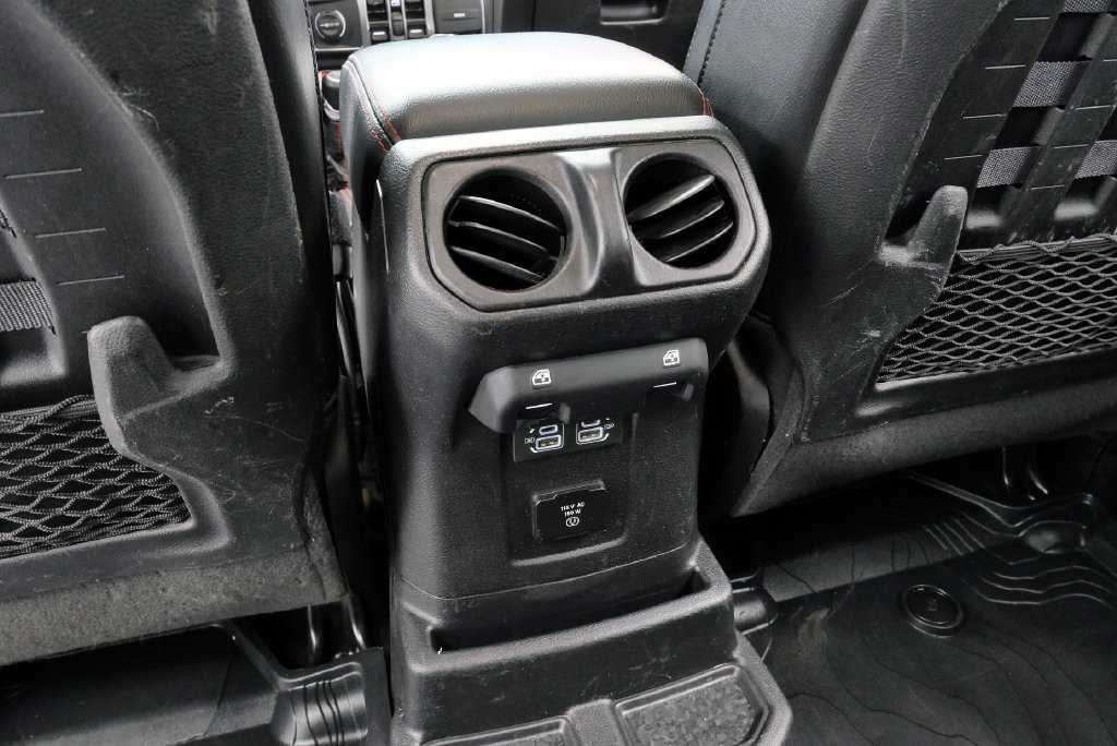 Used 2021 Jeep Wrangler Unlimited Rubicon AWD/4WD image 22