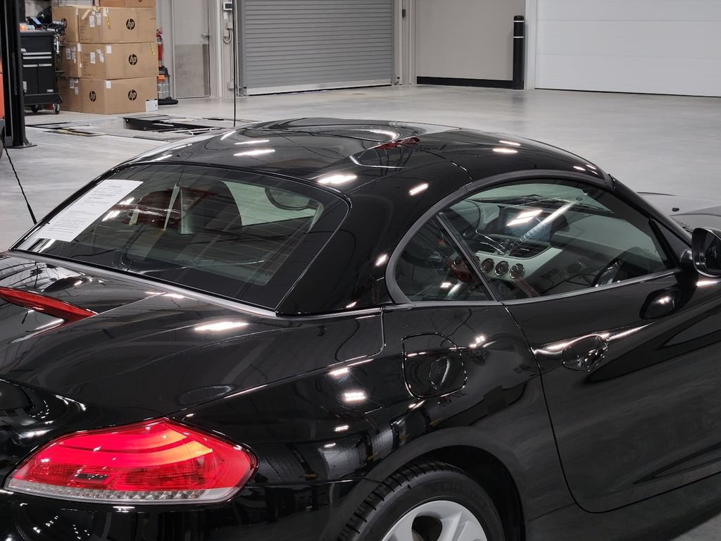 Used 2012 BMW Z4 sDrive35i RWD image 7