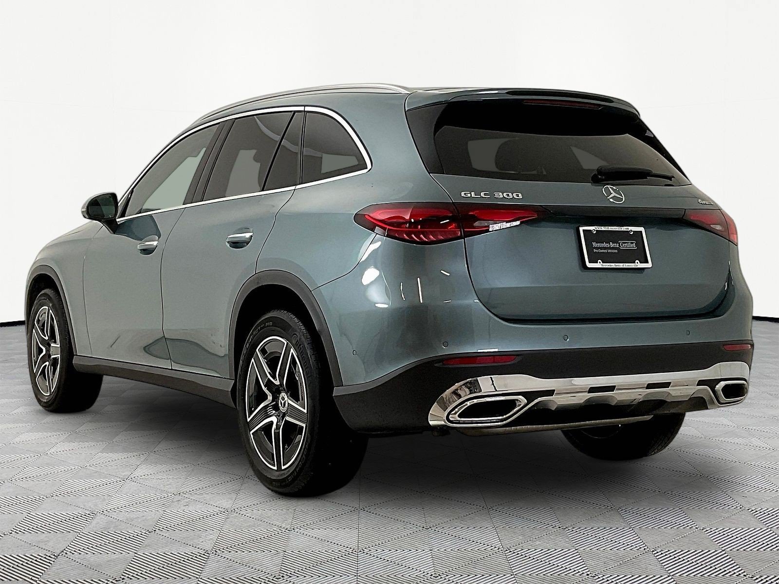 Certified 2026 Mercedes-Benz GLC 300 4MATIC image 4