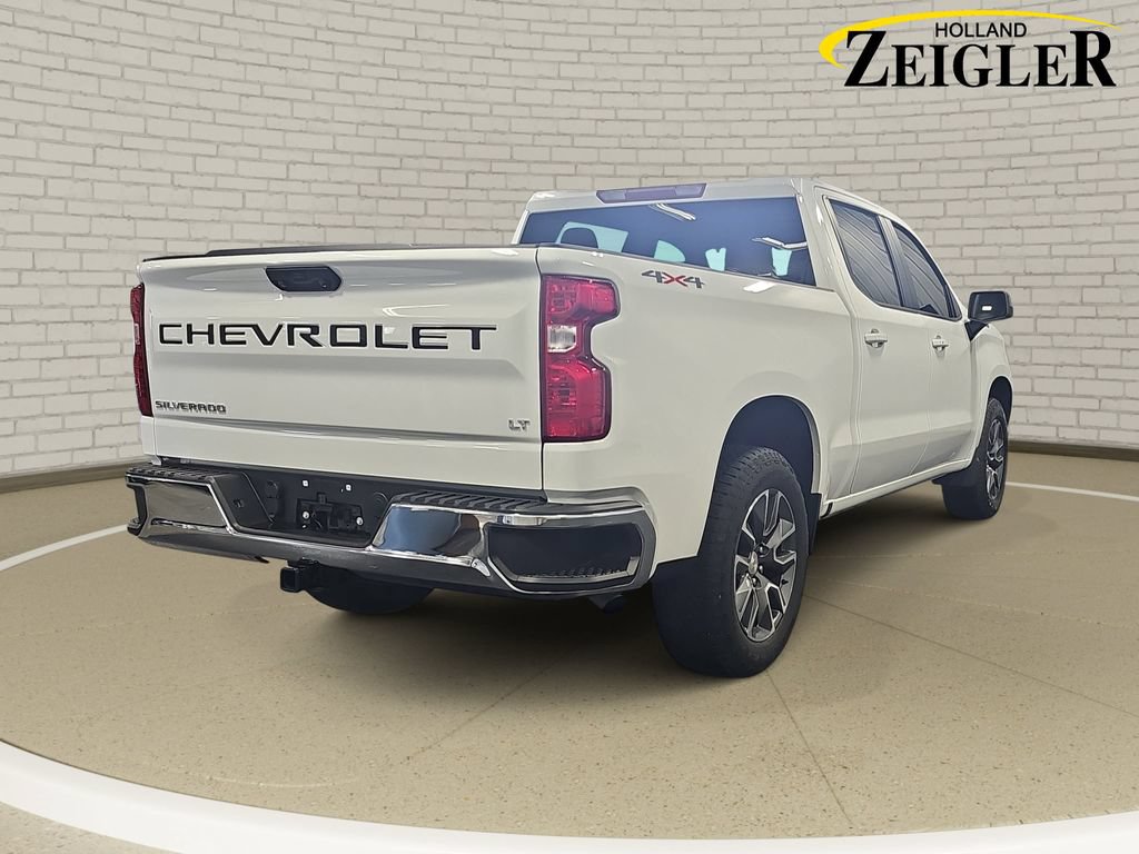 Used 2024 Chevrolet Silverado 1500 LT AWD/4WD image 5