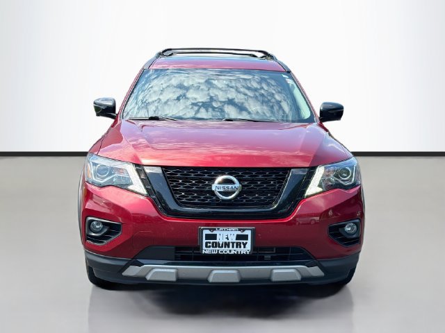 Used 2020 Nissan Pathfinder SL AWD/4WD image 2