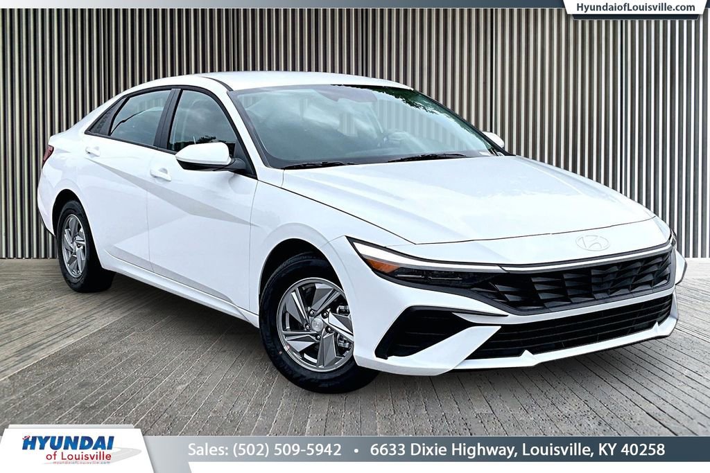 New 2026 Hyundai Elantra SE FWD video 1