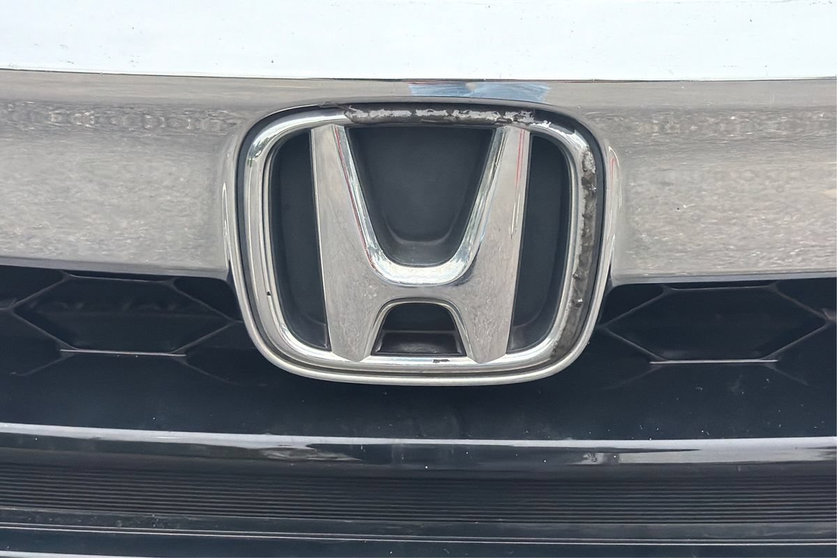 Used 2018 Honda Accord EX image 29