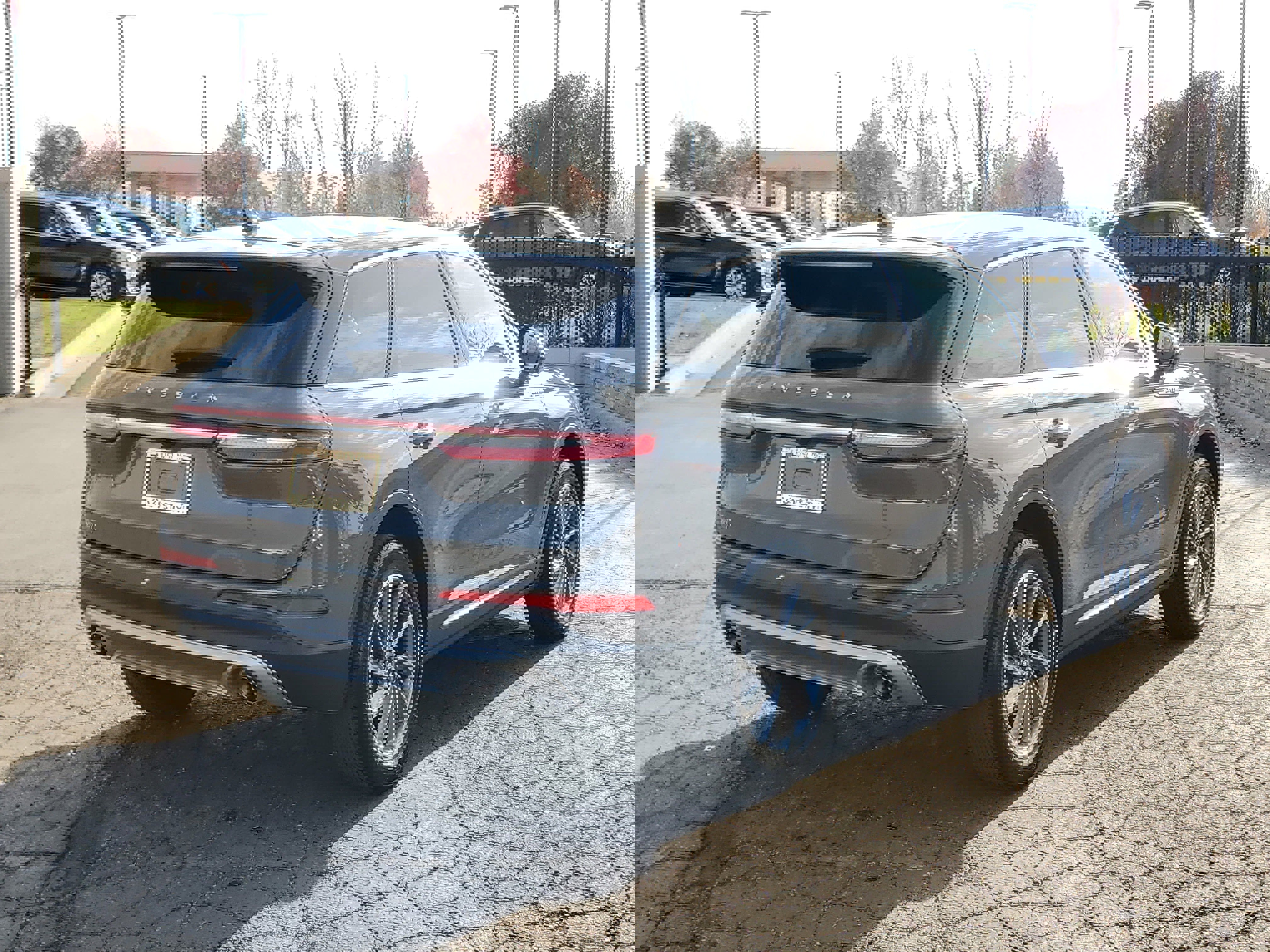 Certified 2025 Lincoln Corsair AWD w/ Equipment Group 101A image 6