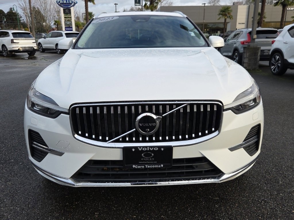 Certified 2023 Volvo XC60 B5 Plus w/ Climate Package image 11
