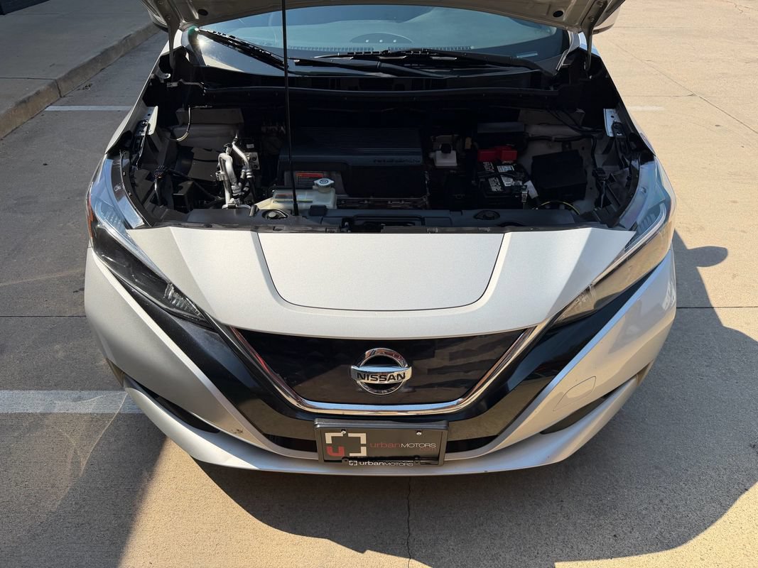 Used 2022 Nissan Leaf SV FWD image 20