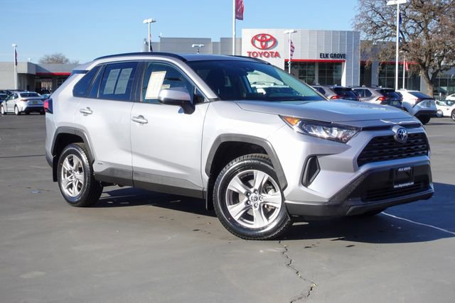 Certified 2022 Toyota RAV4 LE image 6