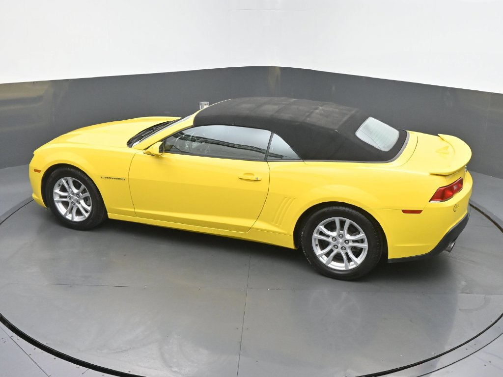 Used 2015 Chevrolet Camaro LT RWD image 41