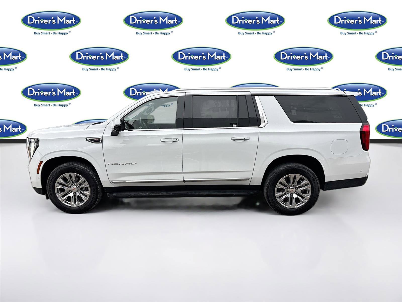 Used 2025 GMC Yukon XL Denali RWD image 4