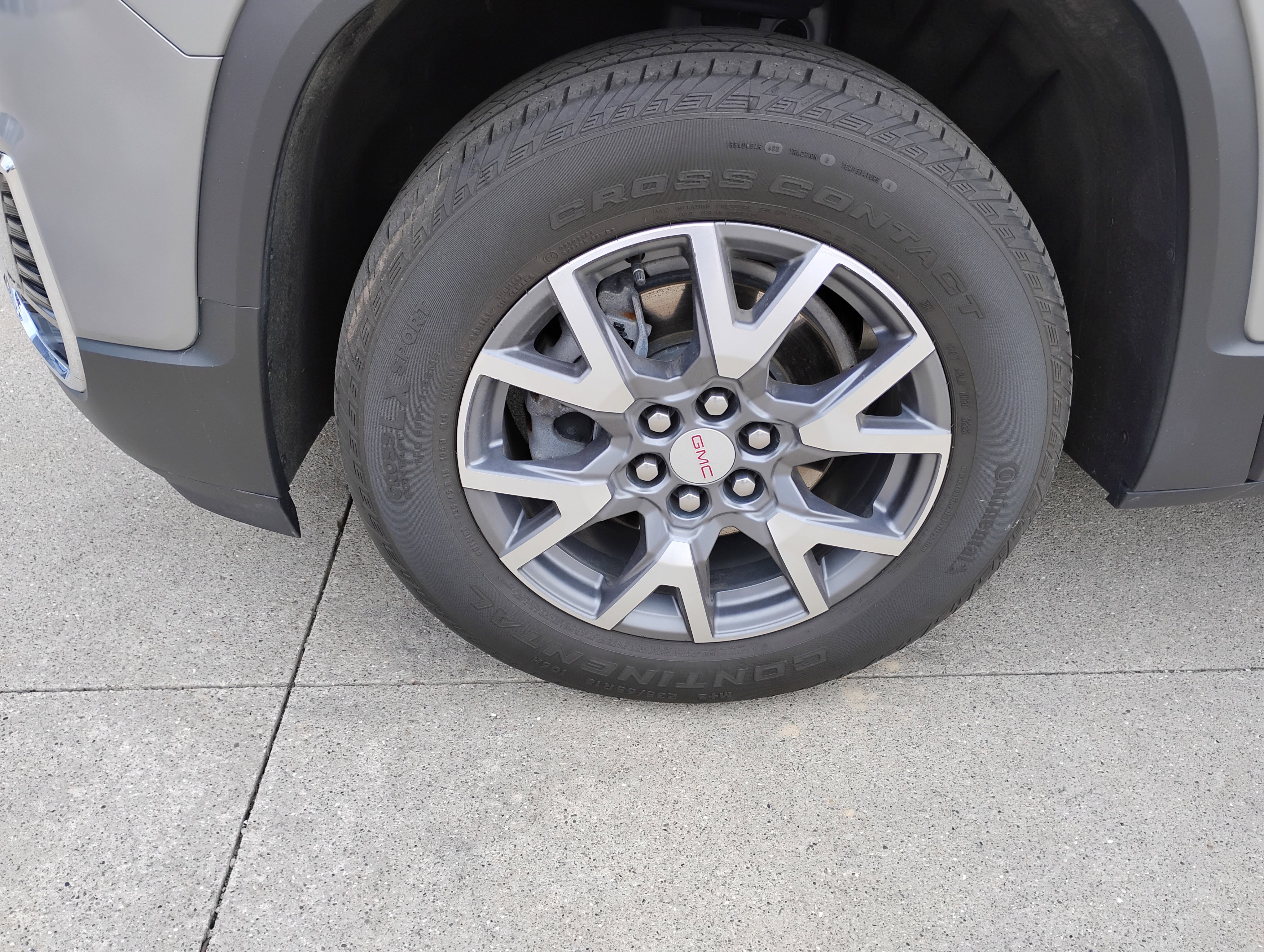 Used 2023 GMC Acadia SLT image 23