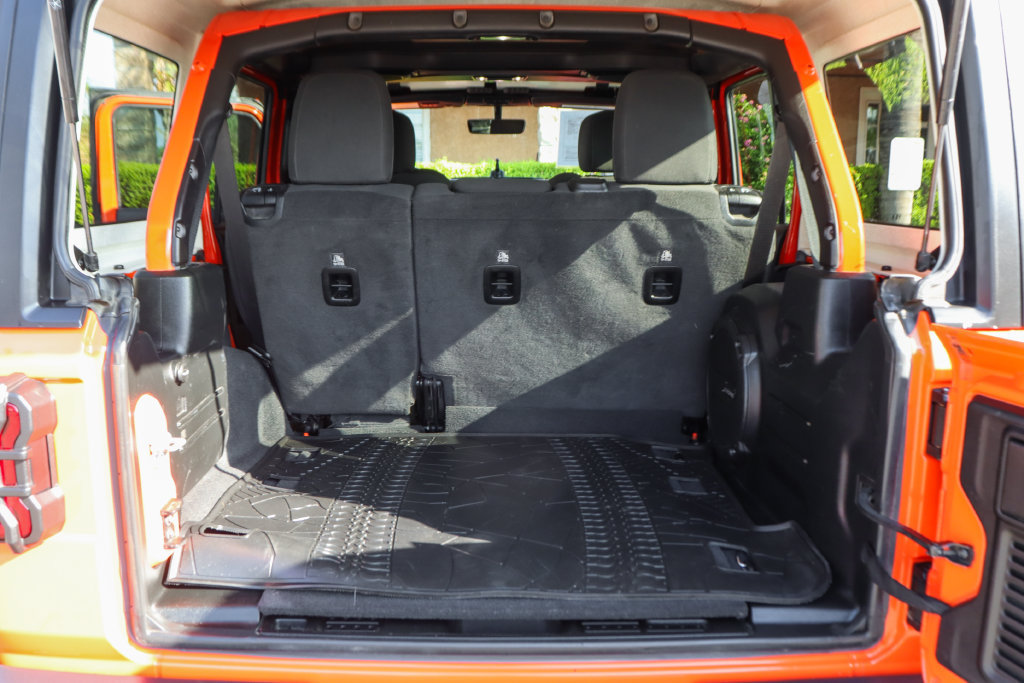 Used 2020 Jeep Wrangler Unlimited Rubicon AWD/4WD image 8