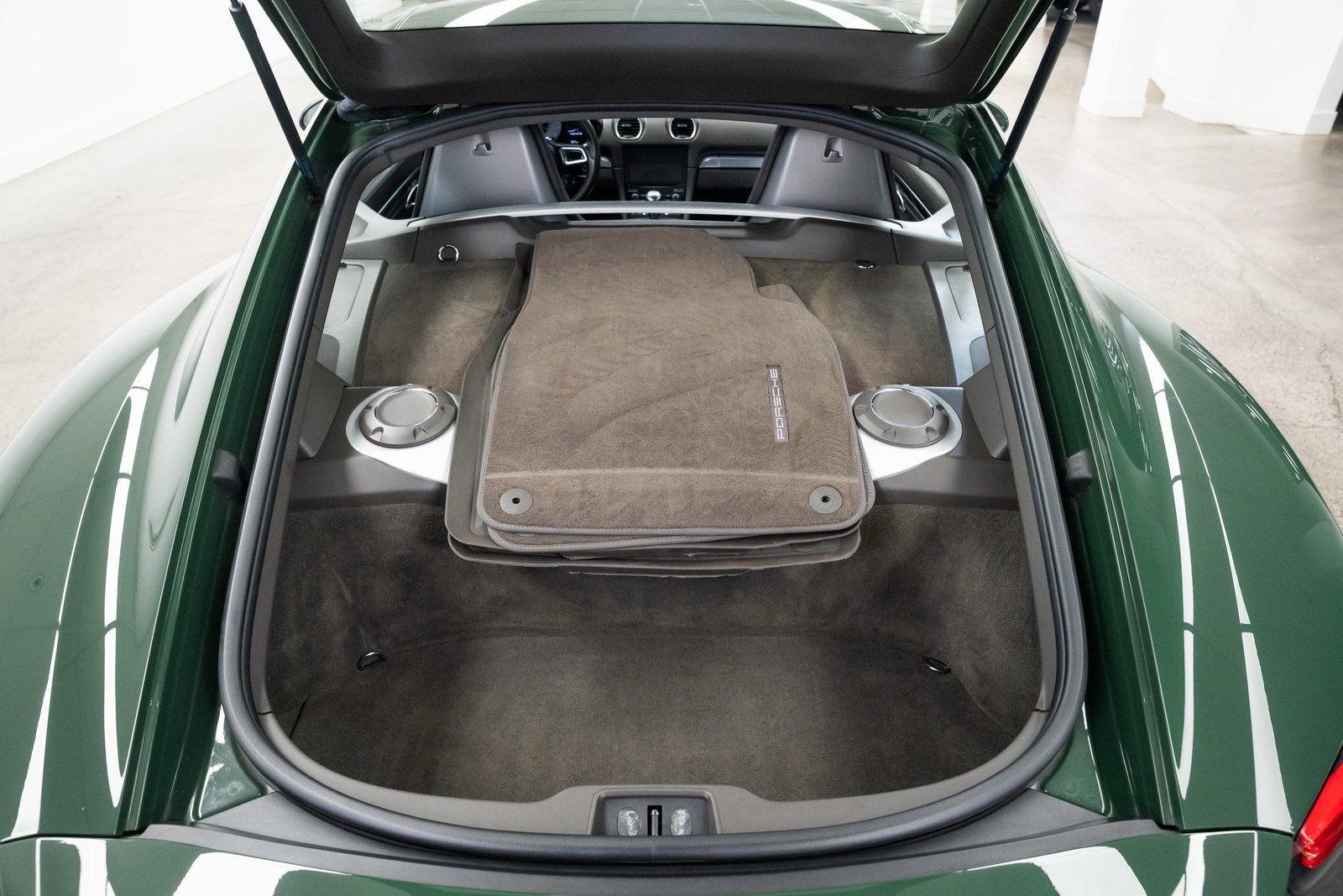 Used 2017 Porsche 718 Cayman S image 9