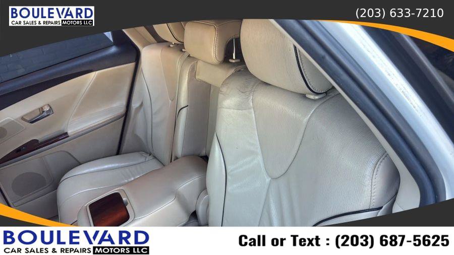 Used 2013 Toyota Venza Limited AWD/4WD image 30