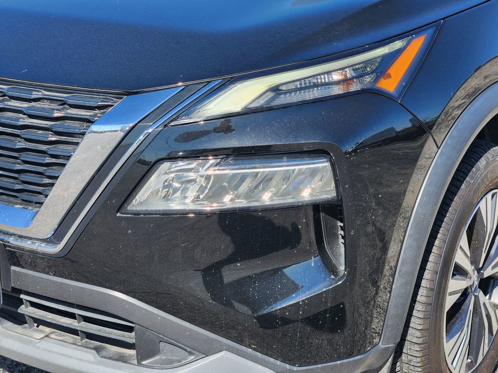 Used 2023 Nissan Rogue SV image 10