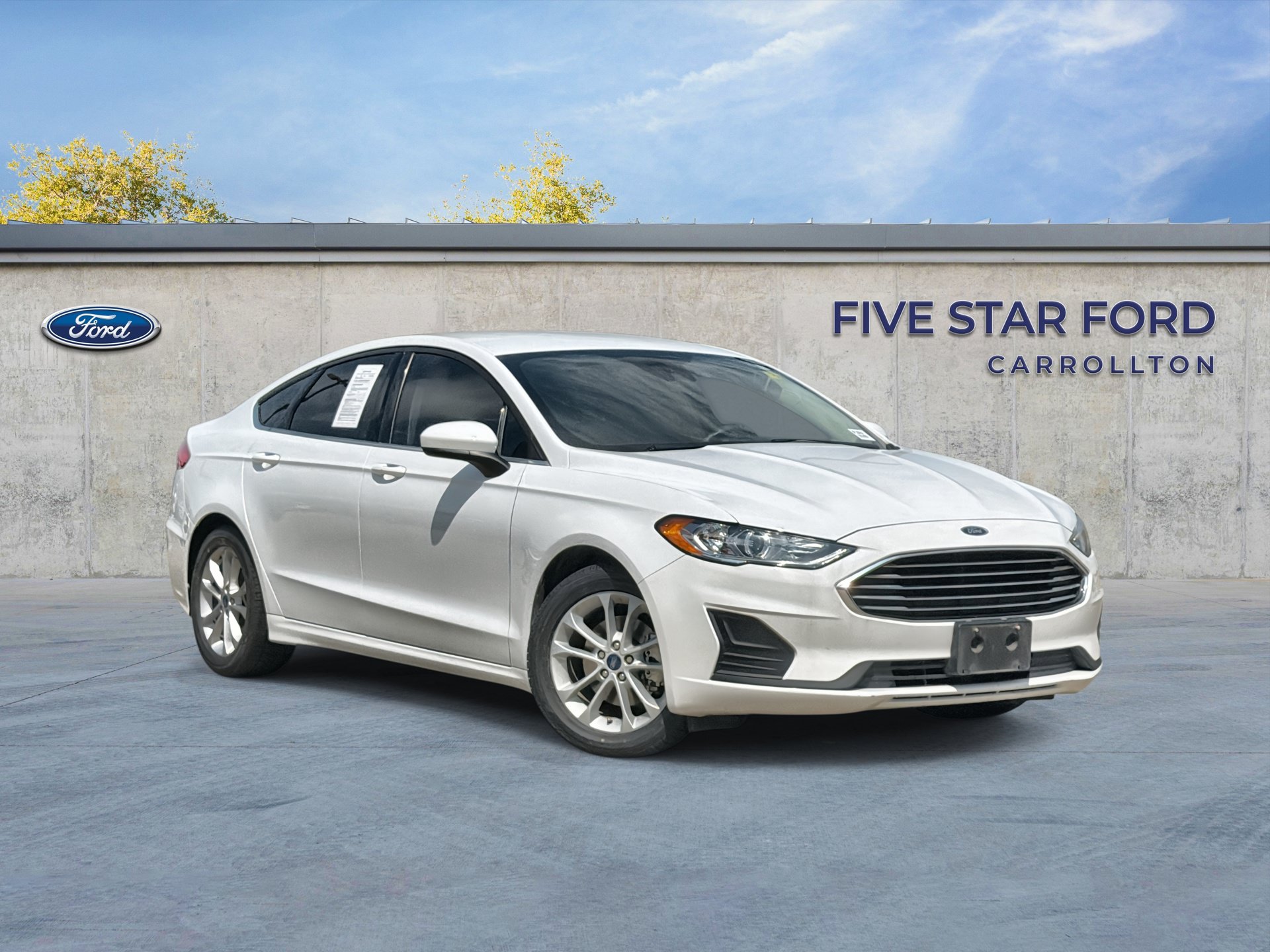 Certified 2019 Ford Fusion SE FWD image 1