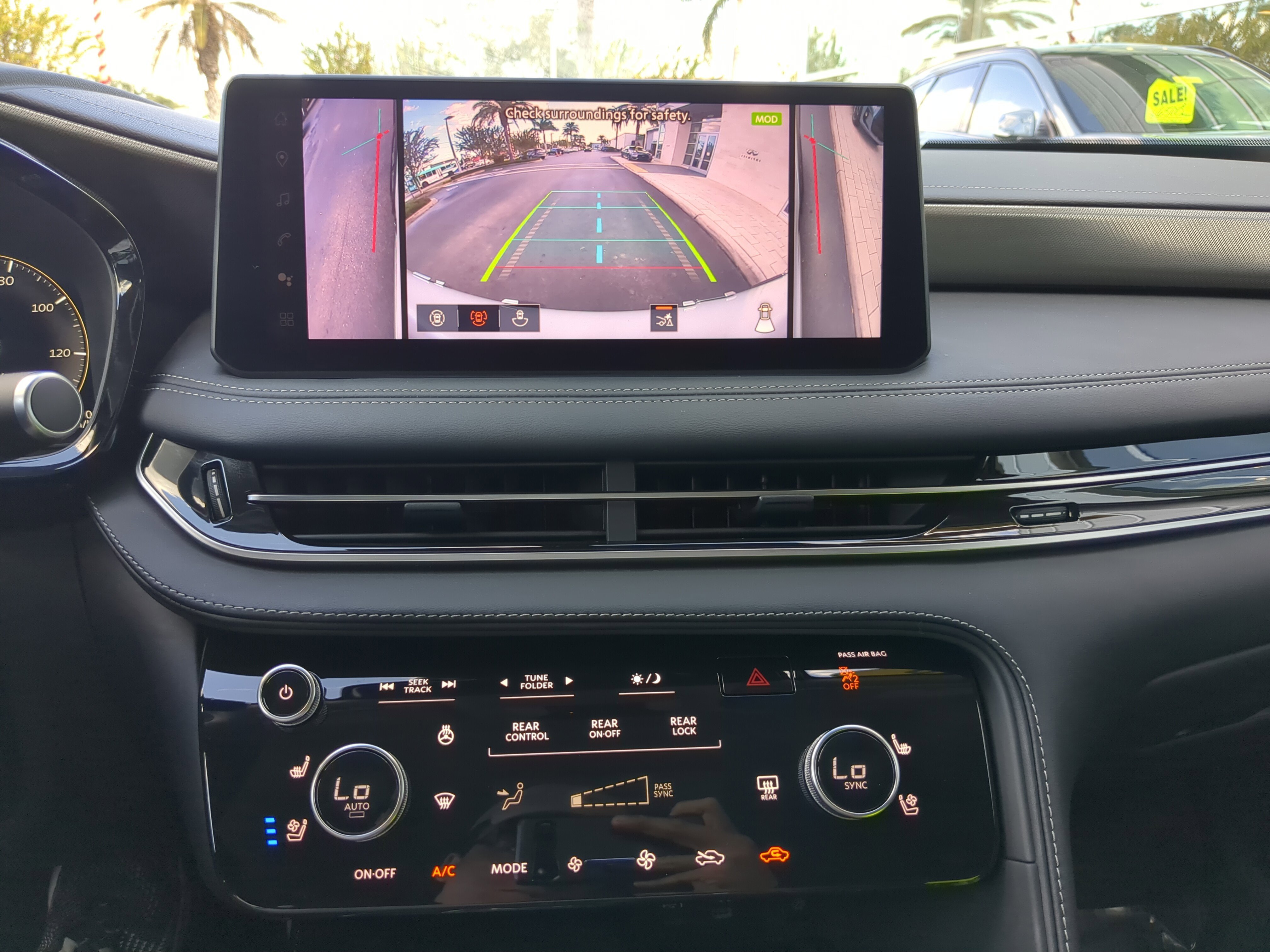 Used 2026 INFINITI QX60 Luxe w/ Cargo Package image 21