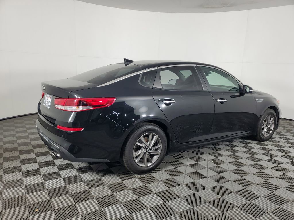 Used 2020 Kia Optima LX image 4