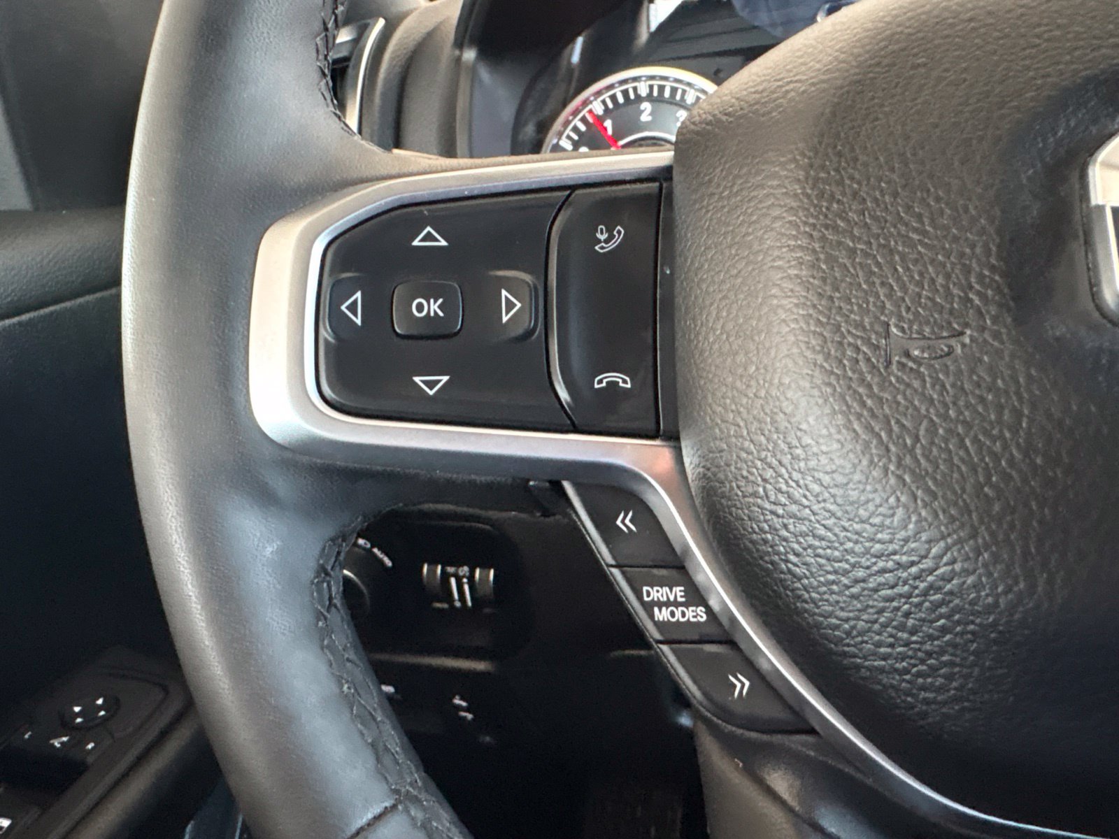Used 2025 RAM 1500 Lone Star AWD/4WD image 27