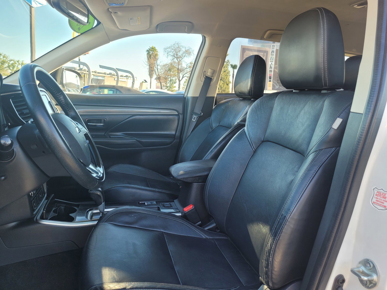 Used 2019 Mitsubishi Outlander SE image 10