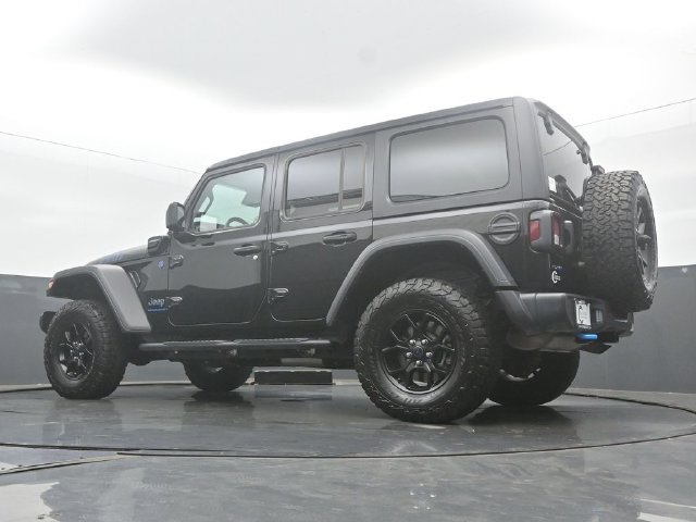 Used 2024 Jeep Wrangler Unlimited AWD/4WD image 46
