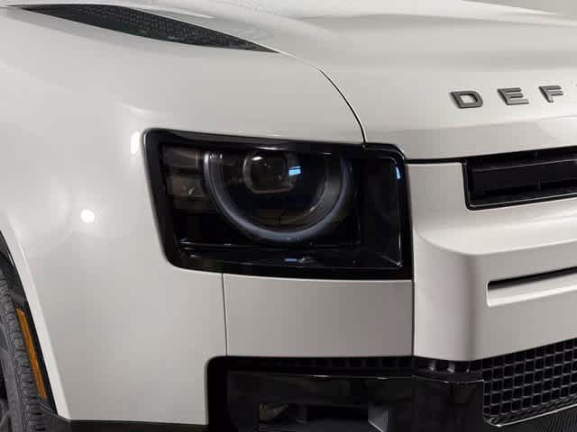 New 2026 Land Rover Defender 110 X-Dynamic SE AWD/4WD image 12