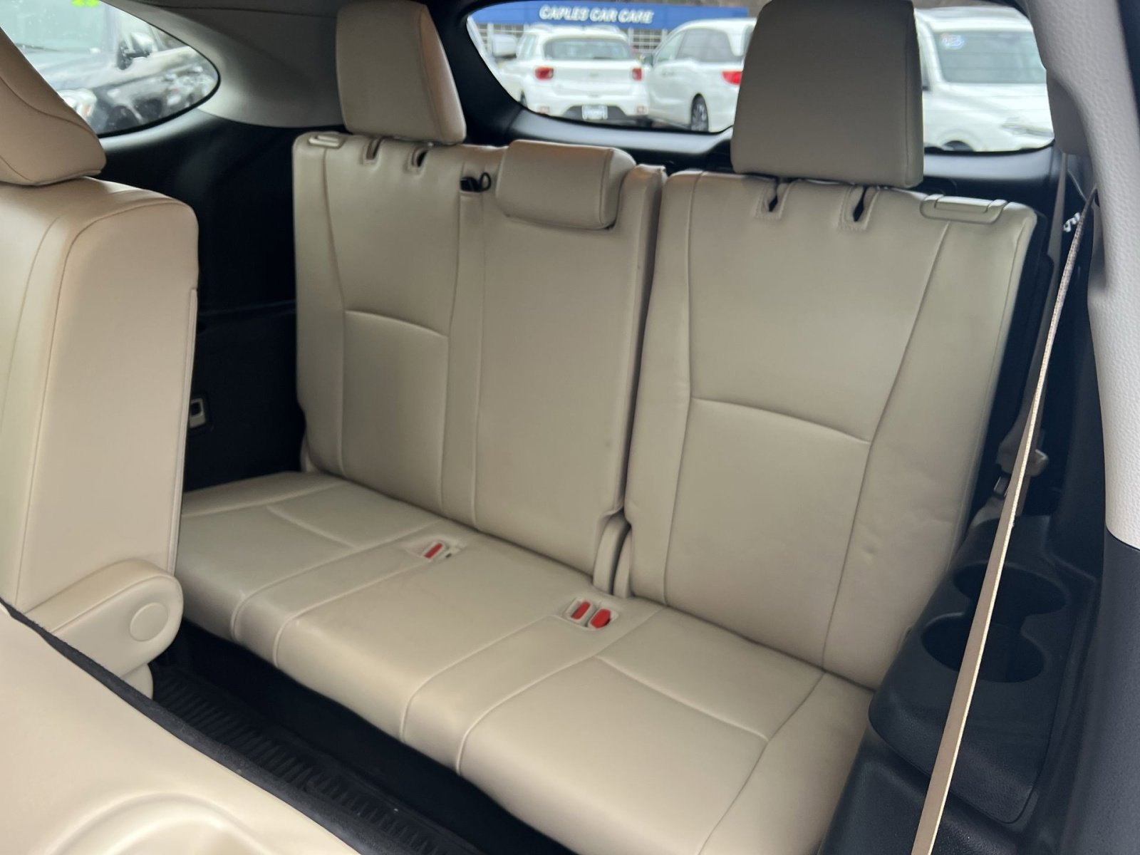 Used 2022 Toyota Highlander XLE image 47