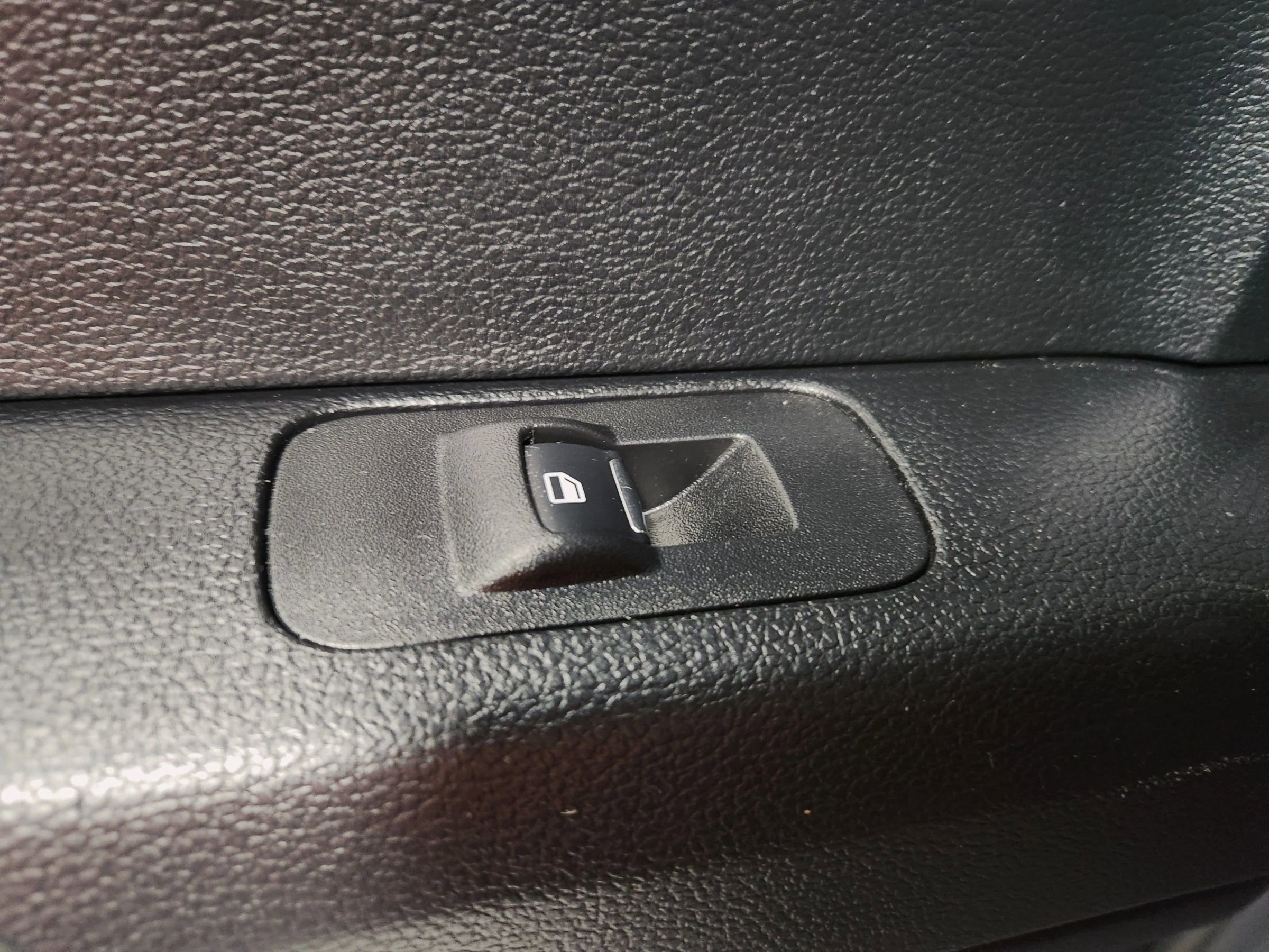 Used 2017 Ford F150 Lariat w/ Equipment Group 502A Luxury image 31