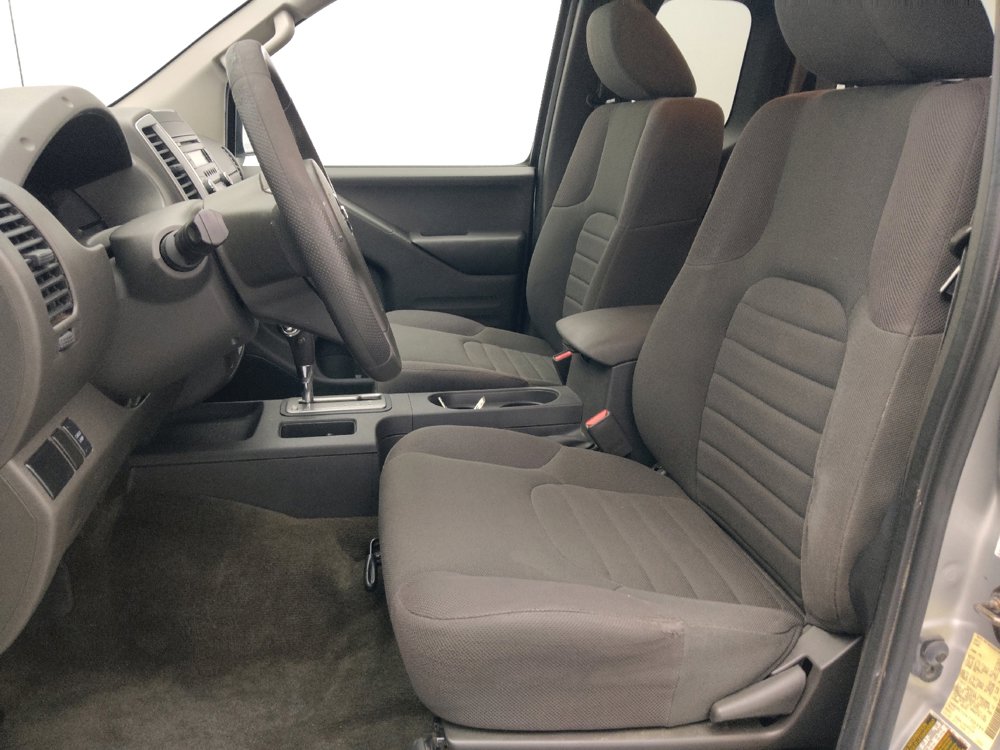 Used 2015 Nissan Frontier S RWD image 17