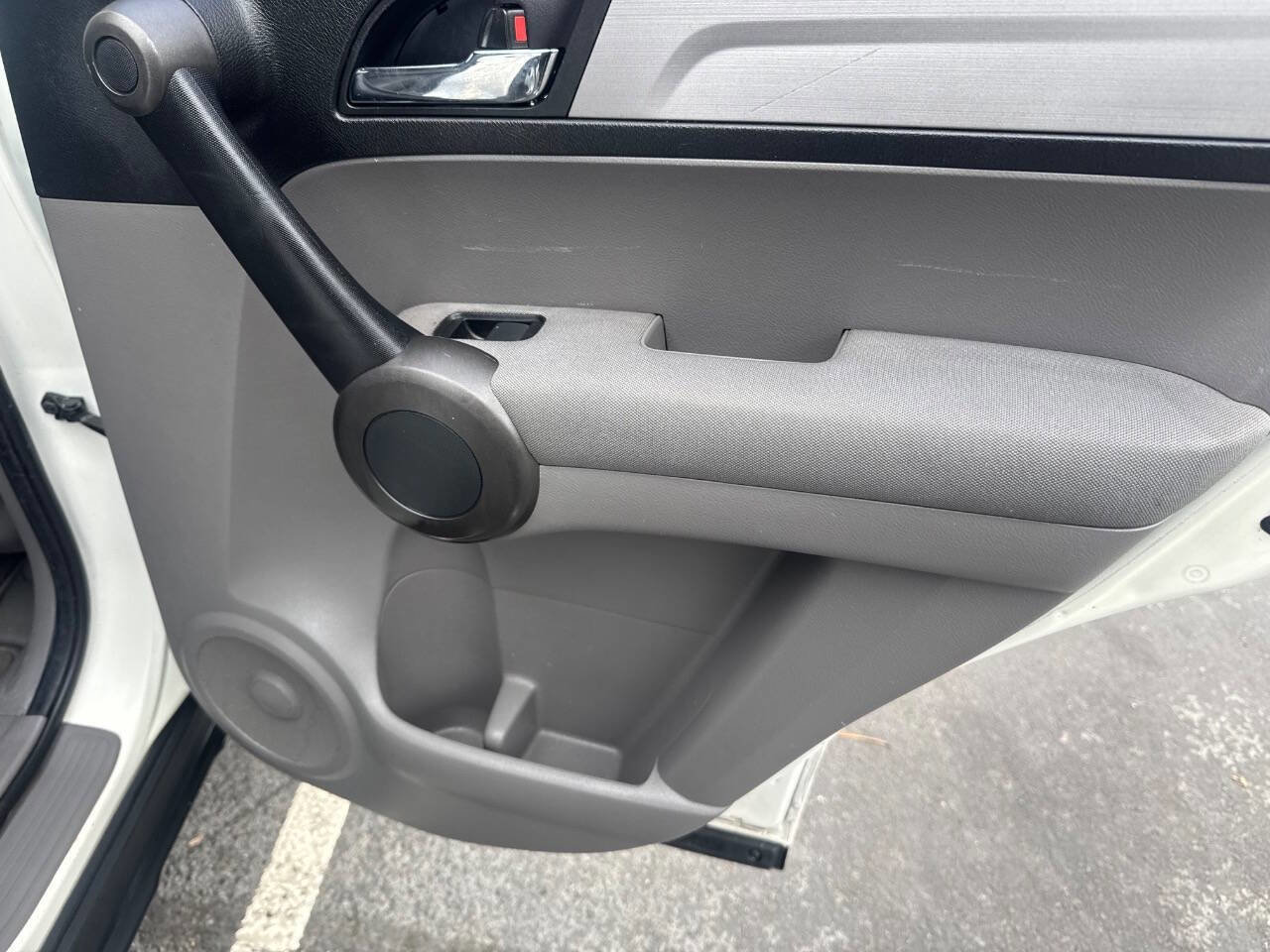 Used 2011 Honda CR-V LX image 16