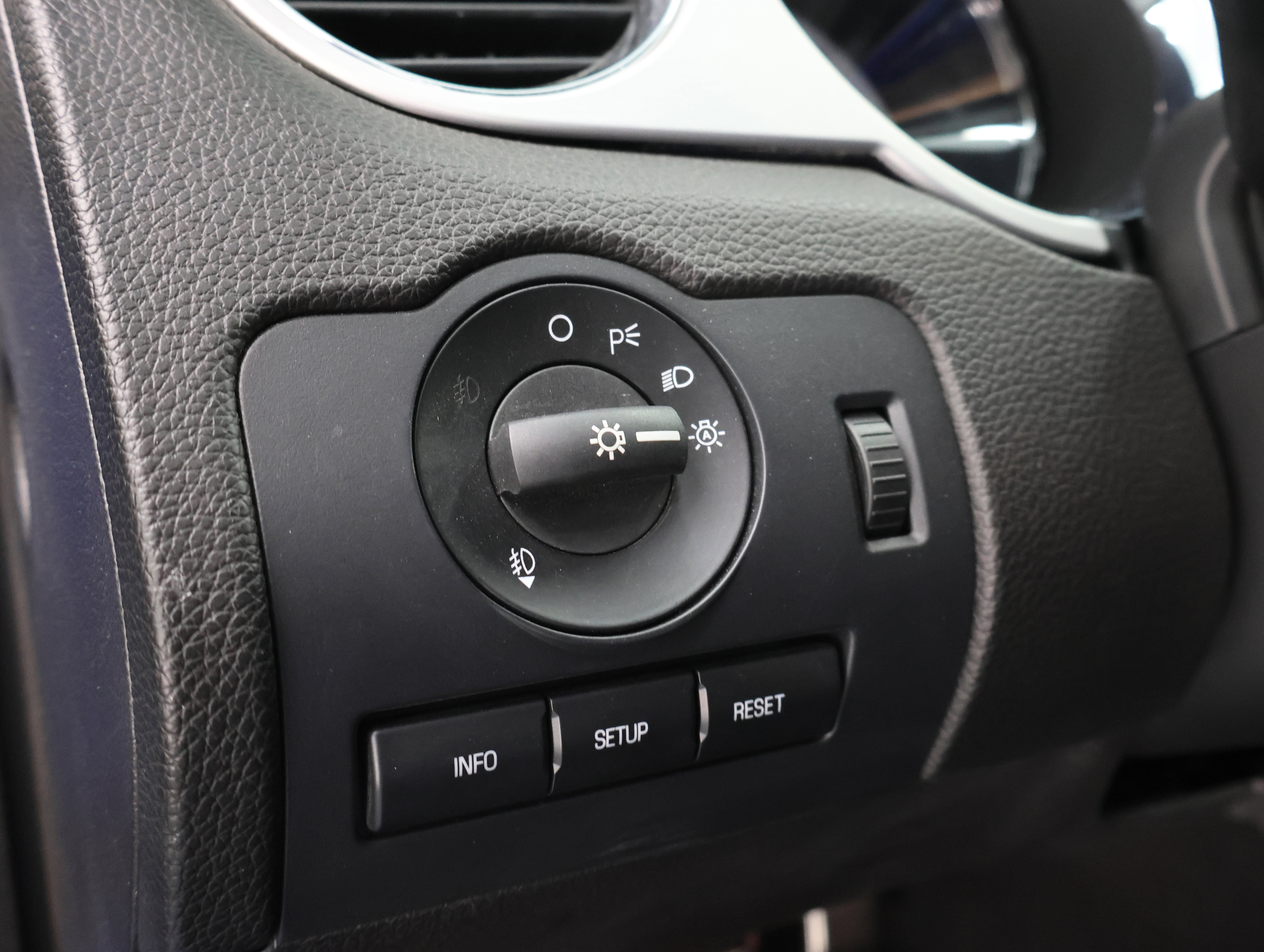 Used 2010 Ford Mustang GT Premium RWD image 36