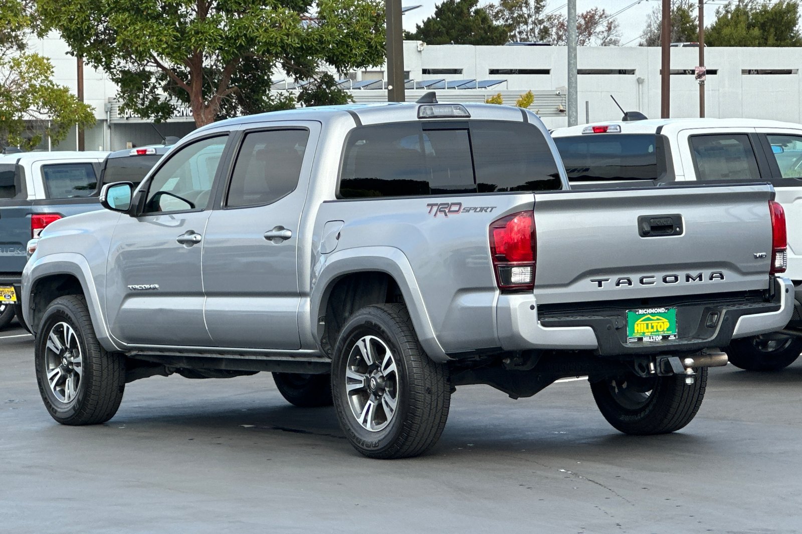 Used 2019 Toyota Tacoma TRD Sport w/ Technology Package RWD image 7