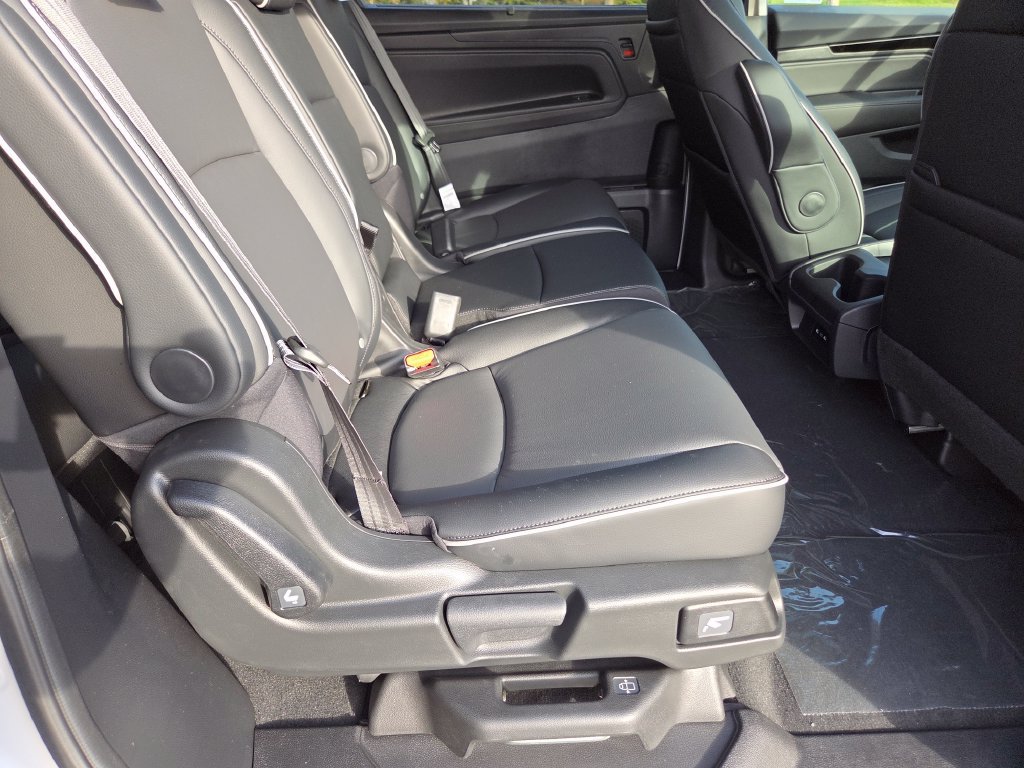 New 2027 Honda Odyssey Touring image 32